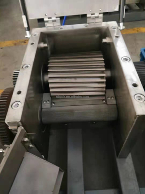 Concurrerende kunststof en rubber machines Shredder rol mes legering roestvrij staal hob